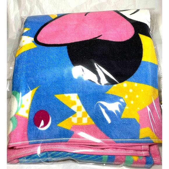 Disney's Minnie Mouse Kids Beach Towel  Quick Dry - Picture 3 of 3